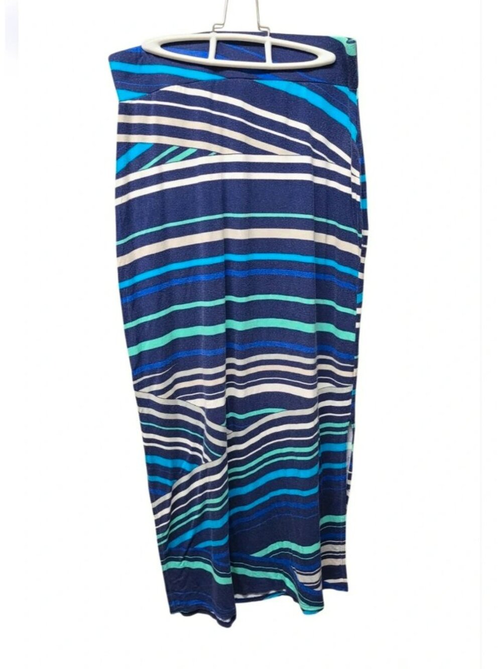 a.n.a  women's striped Maxi Skirt in Navy, Teal & White medium